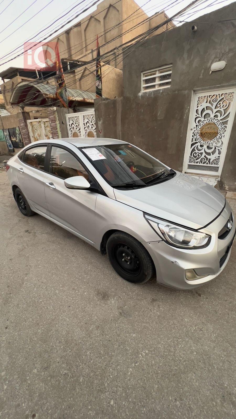 Hyundai Accent